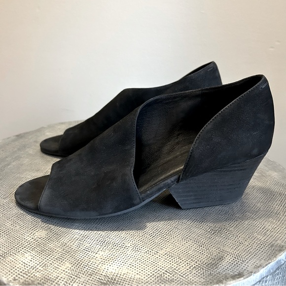 Eileen Fisher ~ Fig d’Orsay Black Leather Open Toe Shoes in size 9 - Picture 15 of 15